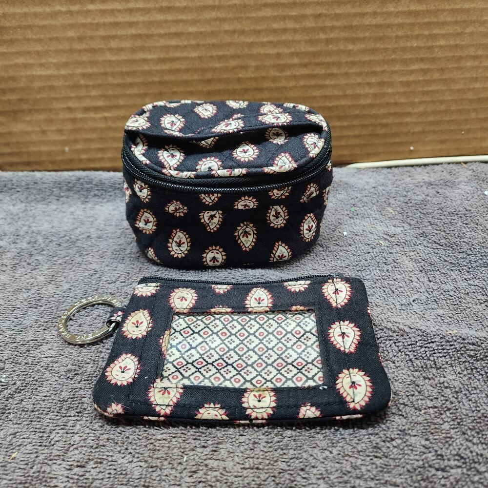 Vera Bradley Paisley ID holder adn small oval cosmetic case set b53